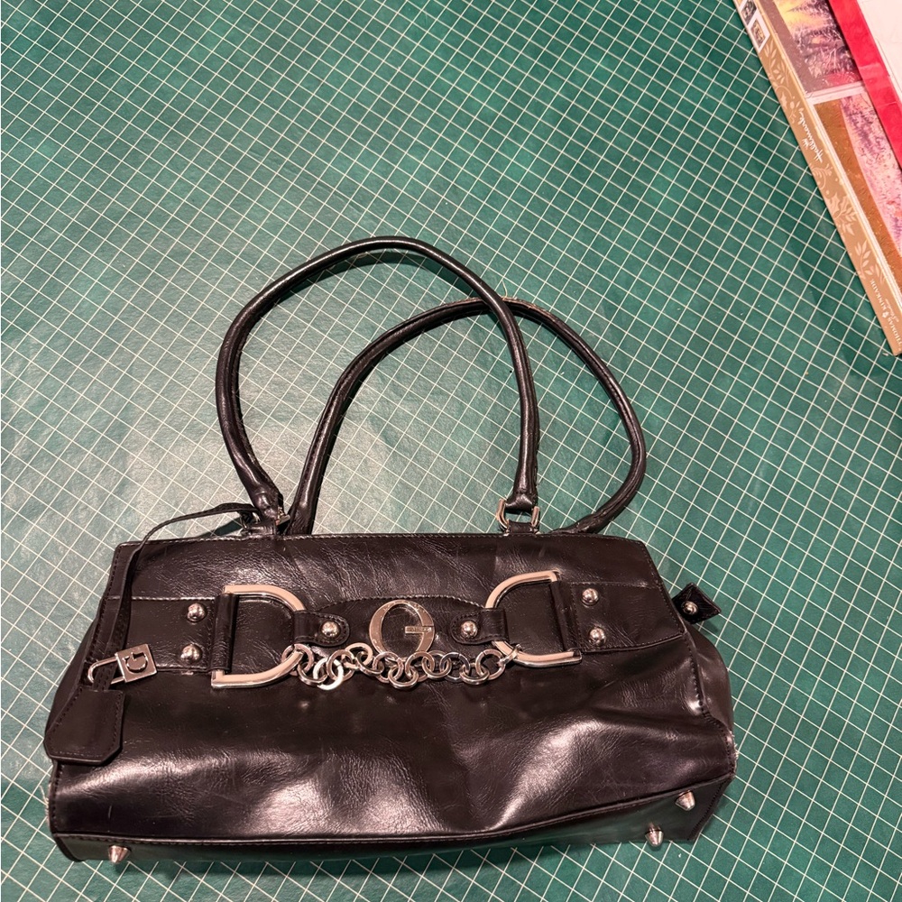 Chic Black Leather Shoulder Bag